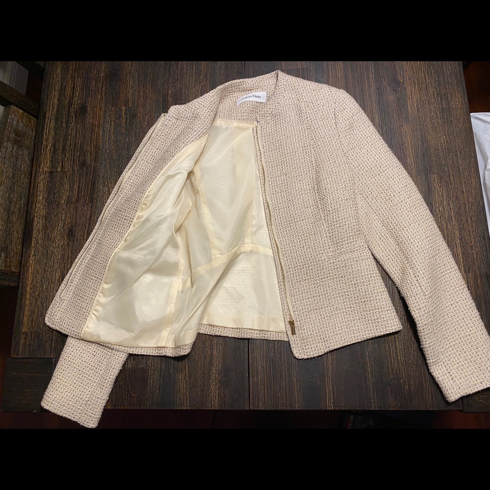 Calvin Klein jacket. - Picture 3 of 5